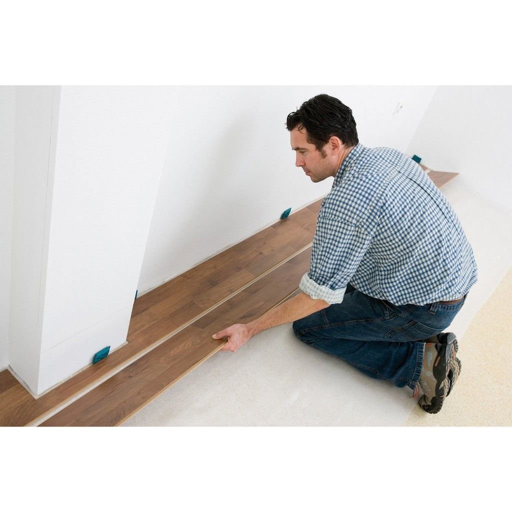 Plywood substrate during installation